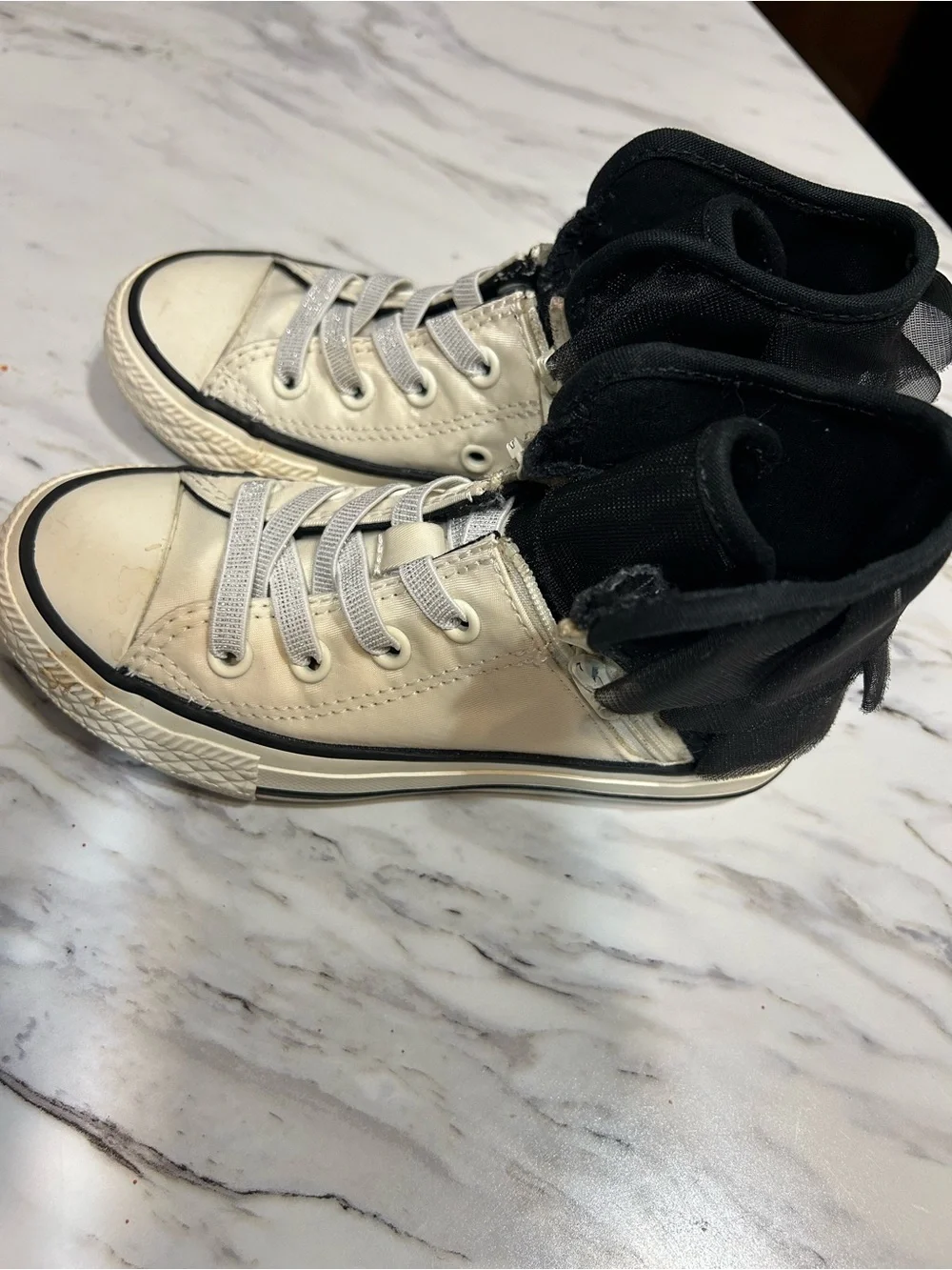 Converse Kids High-Top Sneakers in Beige and Black